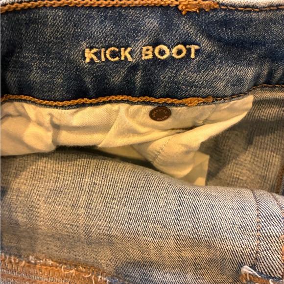 American Eagle Outfitters Blue Flare Jeans - Picture 5 of 5